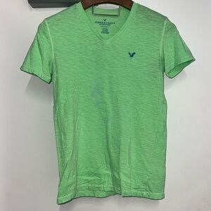 XS AE Green V-Neck